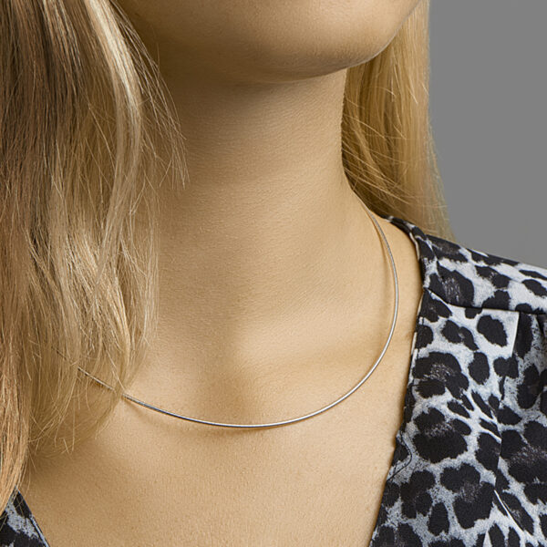 collier omega rond 1,4 mm zilver gerhodineerd - Afbeelding 2