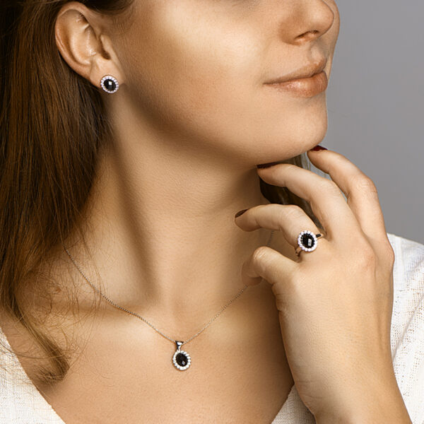 oorknoppen onyx en zirkonia halo zilver gerhodineerd - Afbeelding 3