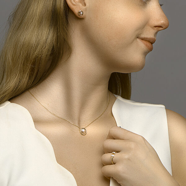 oorknoppen rond diamant 0.03ct (2x 0.015ct) h si bicolor gestift 14K geelgoud - Afbeelding 3
