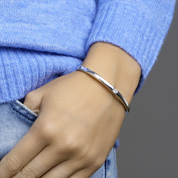 bangle scharnier zirkonia 4,5 x 60 mm zilver gerhodineerd - Afbeelding 2