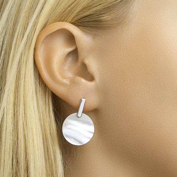 oorhangers parelmoer zilver gerhodineerd - Afbeelding 2
