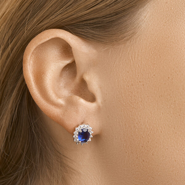 oorknoppen zirkonia en synthetische saffier halo zilver gerhodineerd - Afbeelding 2