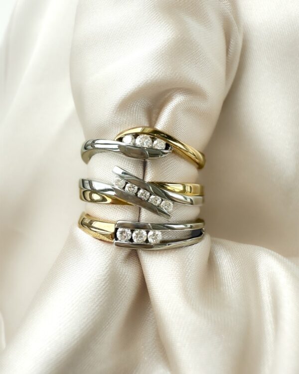Ring bicolor briljant 0.08 crt. - Afbeelding 2
